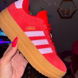 💕Adidas LIMITED EDITION Platform Full Court Bold ❤️